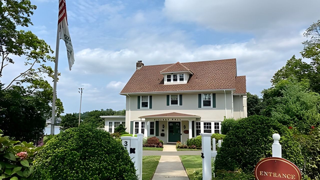 Airbrush Party Services in Baxter Estates NY