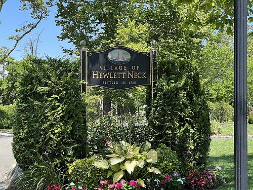 Hewlett Neck